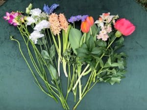 Flat blooms from Ivy & Gold Studio